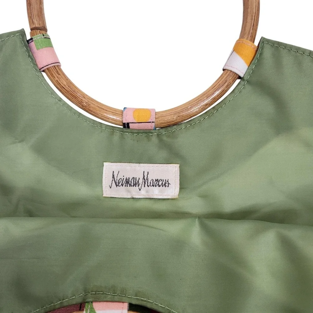 NEIMAN‎ MARCUS Tote Bag Womens Large Pink Canvas Bamboo Handle Cartoon People